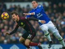 Защитникът на "Евертън" Рамиро Мори пропуска мача срещу "Ливърпул"