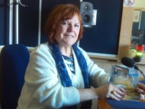 Илеана Стоянова за любовта в новата си стихосбирка „Лятото на астрите“