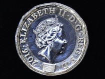 Във Великобритания беше пусната нова монета от един паунд