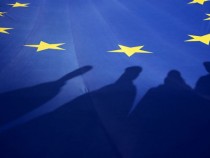 "Аз, моя милост и ЕС" – изложба на италианския фотограф Алекс Майоли