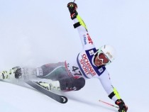 Титли за Алберт Попов и Мария Киркова