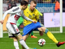 Швеция разгроми Беларус с 4:0