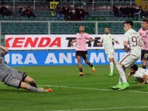 Ивайло Чочев титуляр при загубата от "Рома"