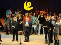 С поклон към „Златният кос“