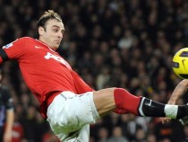 Бербатов все още не мисли за отказване и бенефис