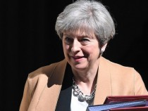 Британският премиер се извини за проблемите в здравеопазването