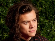 Хари Стайлс прави солов дебют с величествена балада