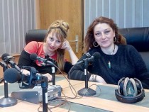 Пианистката Мария Мартинова: Слънчевата светлина заслепява България