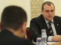Искрен Веселинов ще настоява за повече яснота около казуса с връщането на царските имоти