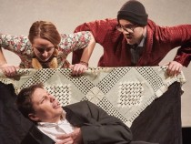 "Шега в две действия" представя две от малките комедии на Чехов