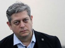 „Новата истина“ на художника Нилс Нова