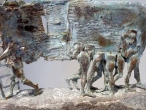 Митологични пътища в света на малката пластика