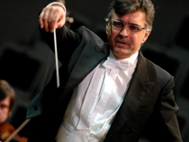 Диригентът Миша Дамев: В изкуството колкото повече даваш, толкова повече печелиш