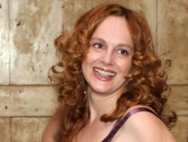 "Да се влюбиш в пеперуда" поставя въпросите, които стоят между любовта и свободата