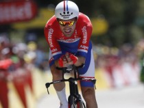 Холандецът Том Дюмулен поведе в обиколката на Италия