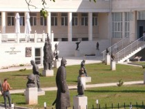 Музеят на социалистическото изкуство в София представя изложбата "Митологеми на героичното"