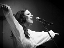 Звукови хроники: Бебел Жилберто