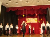 Детска песен и усмивка