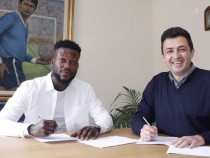 Мапуку подписа за 2 години с "Левски"