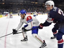 Отборите на САЩ и Швейцария с класически победи на световното по хокей на лед