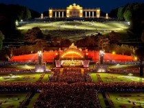 Гледаме Летния концерт на Виенската филхармония на живо пред НДК