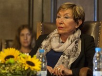 Искам, 24 юни: Джулия