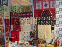 Магията на чипровските килими събра многобройната публика на Капана фест в Пловдив