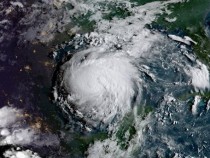 Загубите от глобални природни бедствия през 2017-а са достигнали рекордните 144 млрд. долара