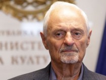 Тед Кочев представя автобиографичната си книга