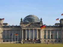 Германските социалдемократи гласуваха за преговори за коалиционно управление с консерваторите на Ангела Меркел