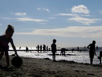 Лятото е сезонът, когато децата се забавляват