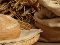 Празникът "Панагия" започна в Кюстендилско с ритуално замесване на пити с мълчана вода