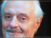 Тед Кочев и изкуството да се обърнеш без гняв назад