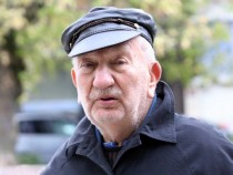 Неподражаемият Джони Пенков върви към Тропика на Рака