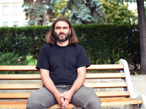 Пламен Божилов: Четейки, всяка секунда си различен