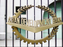 Търговската война САЩ – Китай ще влоши перспективите пред азиатския икономически растеж през 2019 година