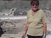 Археолозите откриха басейн под Епископската базилика