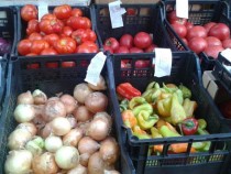 ДКСБТ: Доматите и червените чушки на едро са поскъпнали през изминалата седмица