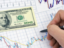 Предпазливо понижение на долара след смесения доклад за състоянието на трудовия пазар в САЩ