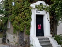 Изложбата "Делнична психеделия“ остава в галерия „+359“ само още 3 дни