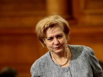 Менда Стоянова: Излишъкът в хазната ще се формира от неосъществени капиталови разходи
