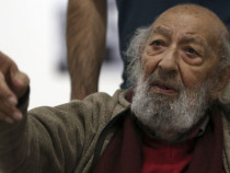 Почина известният фотограф Ара Гюлер