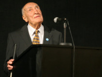 Читалище "Луи Брайл" доставя по домовете книги за незрящи