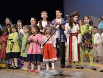 Коледният концерт на вокална група "Смехоранчета" ще помогне на деца със синдром на Даун