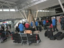 Слабо нарастване на пътуванията на българи зад граница и на посещенията на чужденци у нас