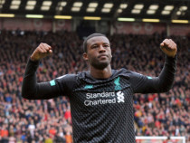 Вайналдум ще премине в Барселона