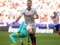 Футболисти на Севиля се извиниха заради празненство