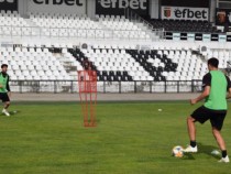 Акрапович поздрави феновете с датата 15 май, Локомотив (Пд) отново тренира