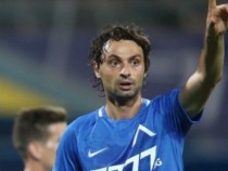 Левски предлага нов договор на Райнов