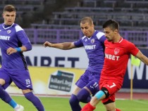 Футболистите на Етър получиха по една заплата